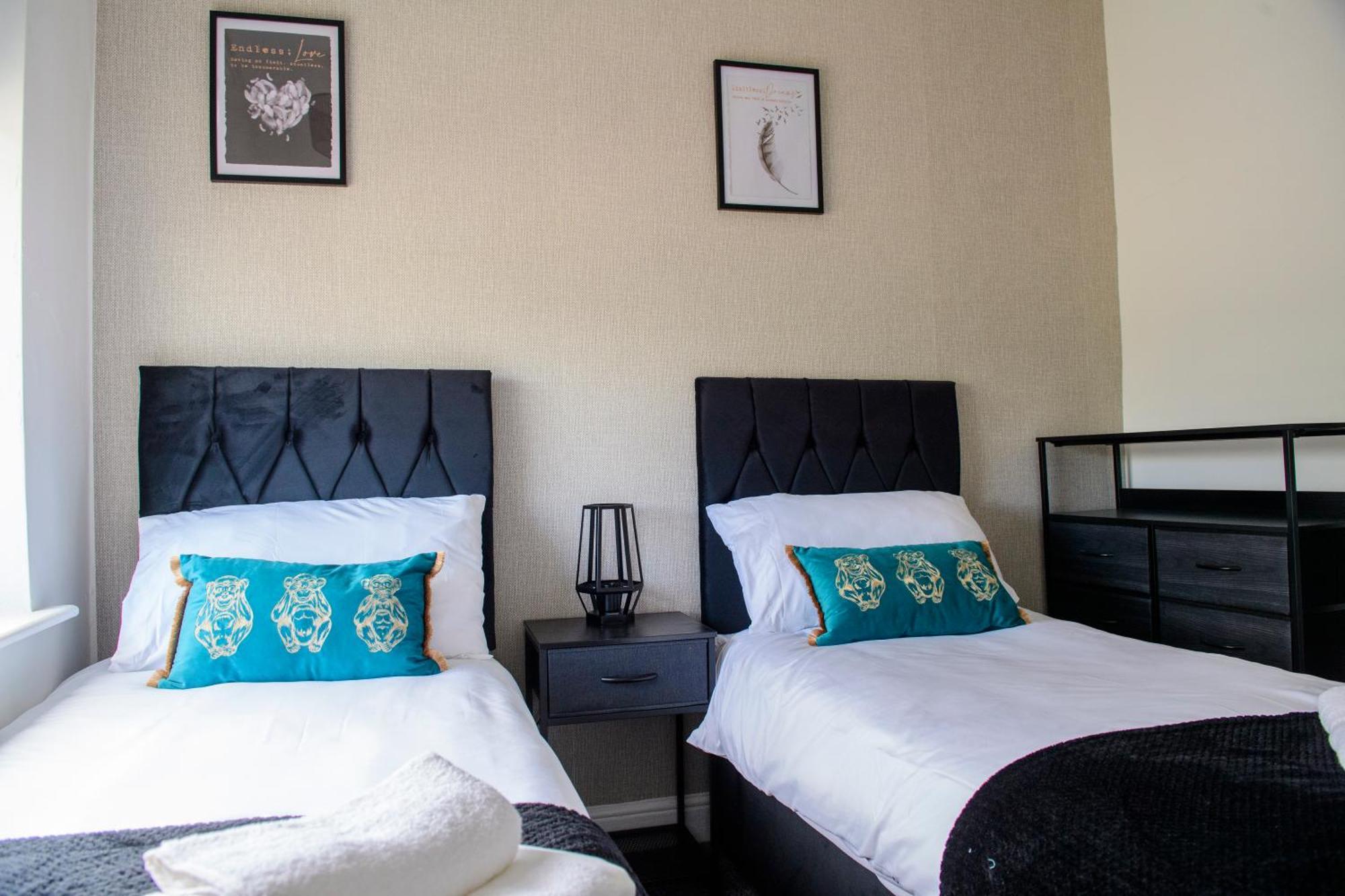 Вилла Stunning House - Sleeps 7 - 5 Mins Walk To Lincoln High Street - Parking - Wifi Экстерьер фото